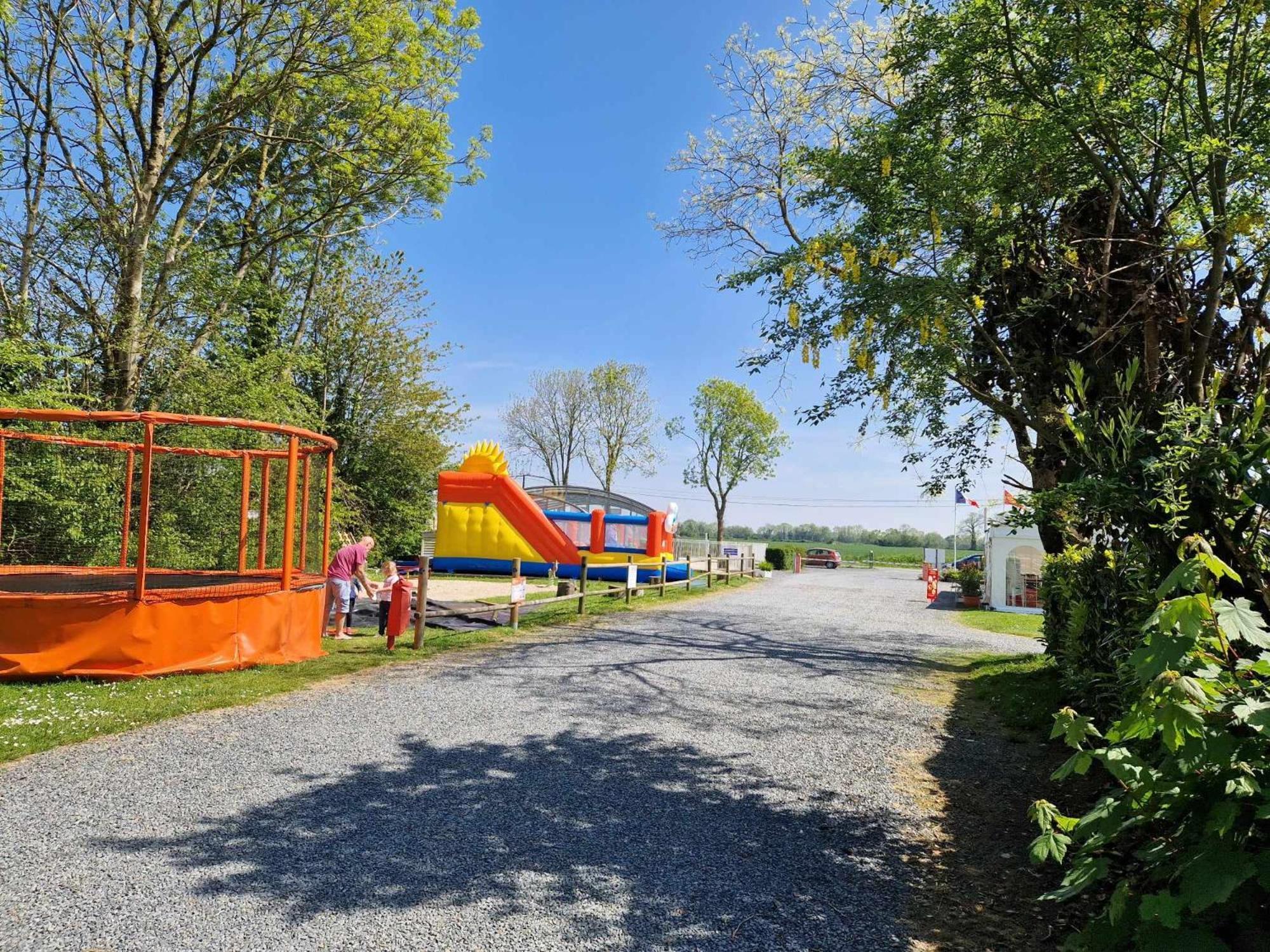 Camping Le Clos De Balleroy Luaran gambar