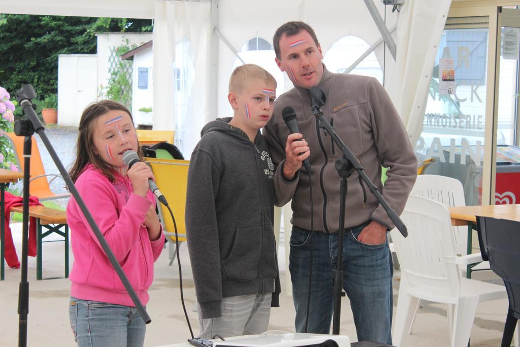 Camping Le Clos De Balleroy Luaran gambar