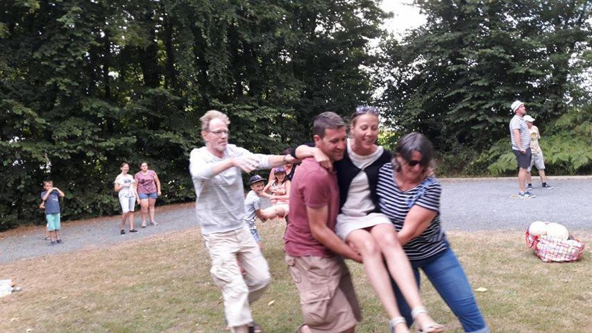 Camping Le Clos De Balleroy Luaran gambar
