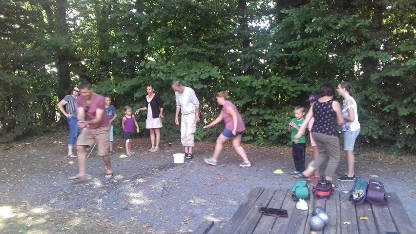 Camping Le Clos De Balleroy Luaran gambar